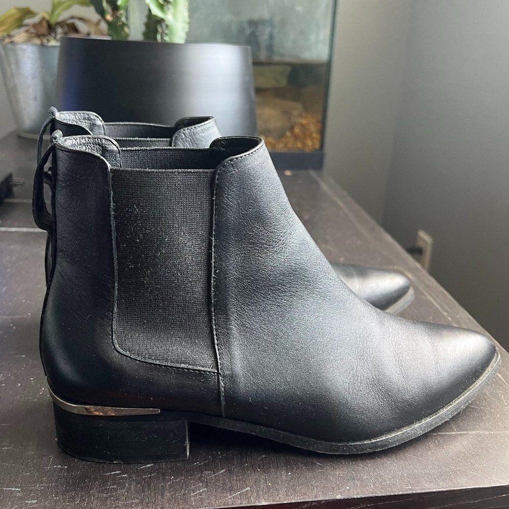 MINELLI Leather Ankle Boots (US 8)